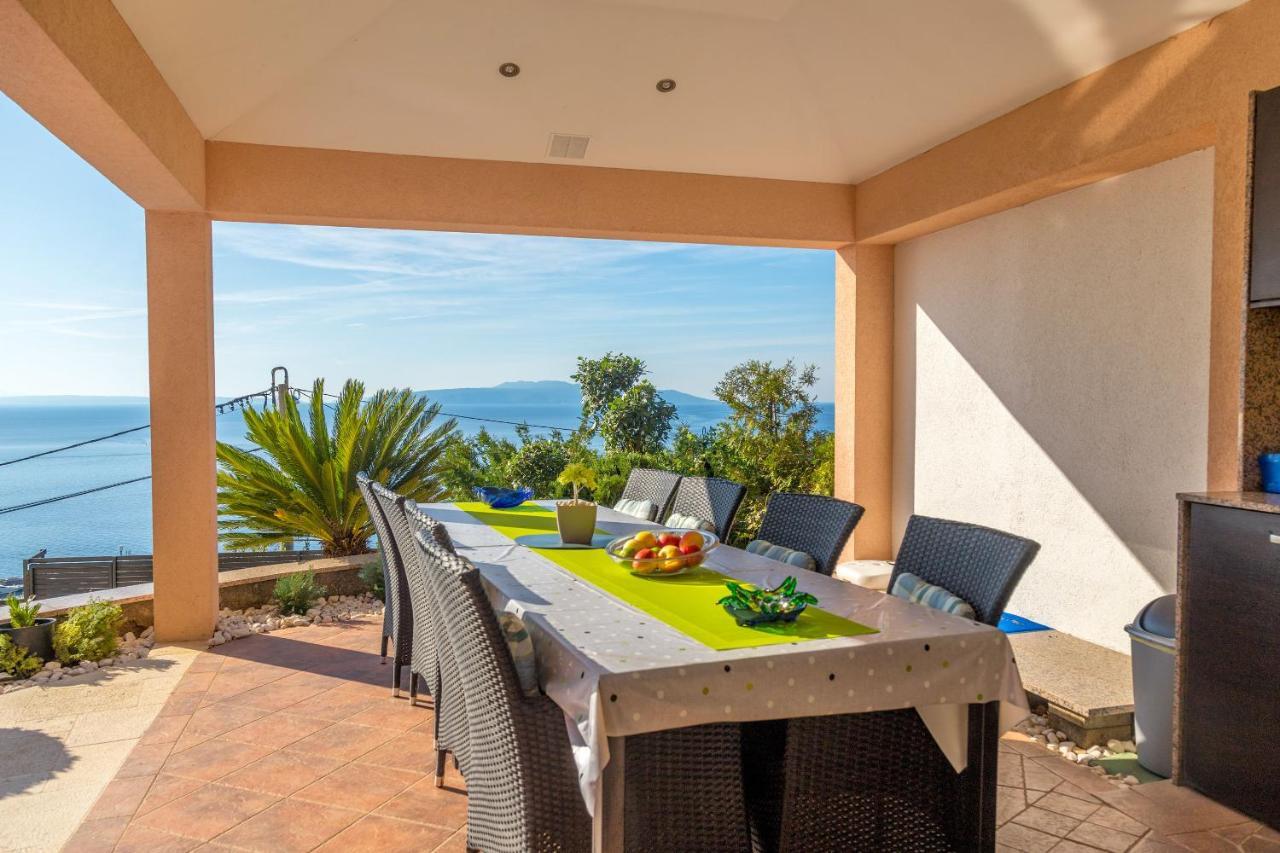 Apartments Villa Adore Ičići エクステリア 写真