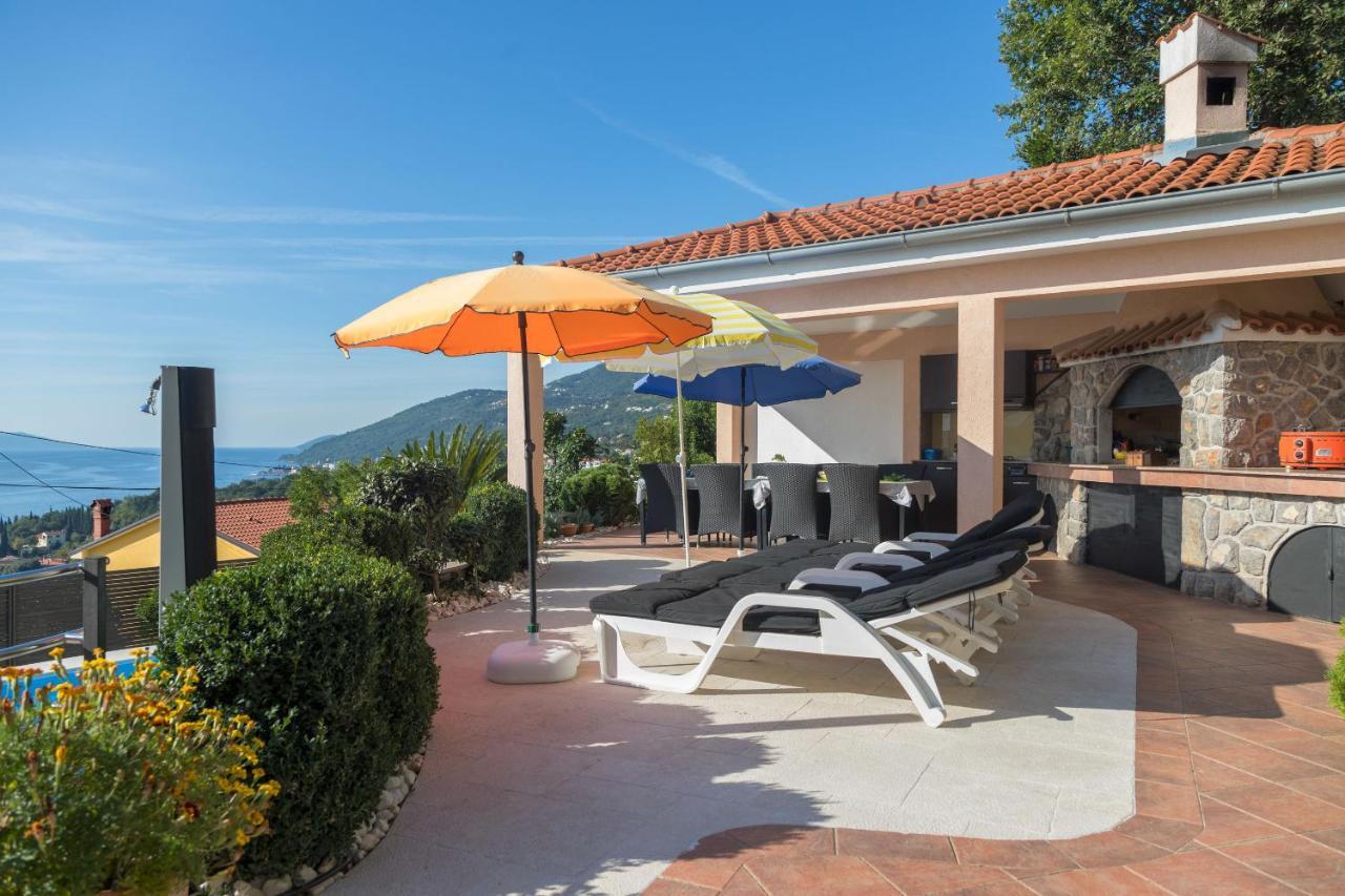 Apartments Villa Adore Ičići エクステリア 写真