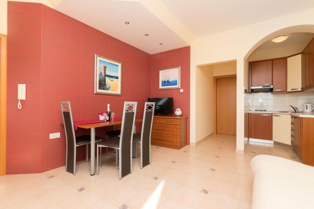 Apartments Villa Adore Ičići エクステリア 写真