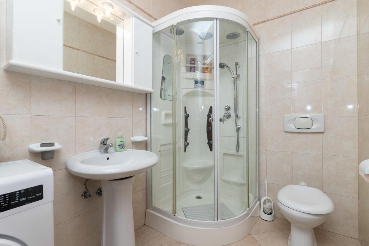 Apartments Villa Adore Ičići エクステリア 写真