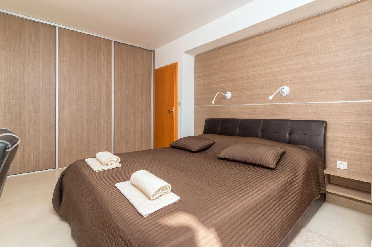 Apartments Villa Adore Ičići エクステリア 写真