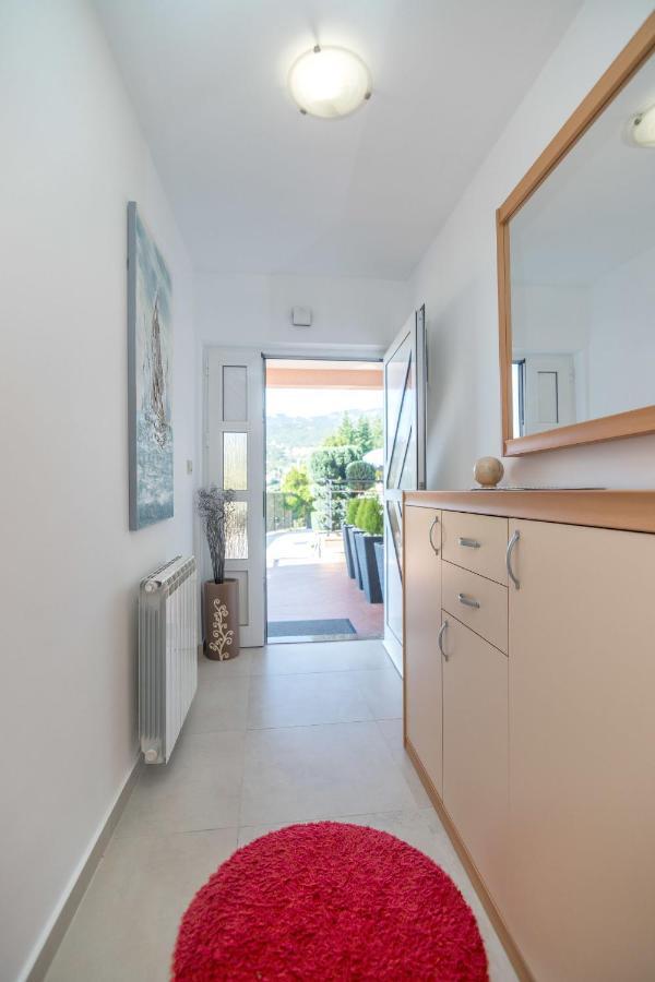 Apartments Villa Adore Ičići エクステリア 写真