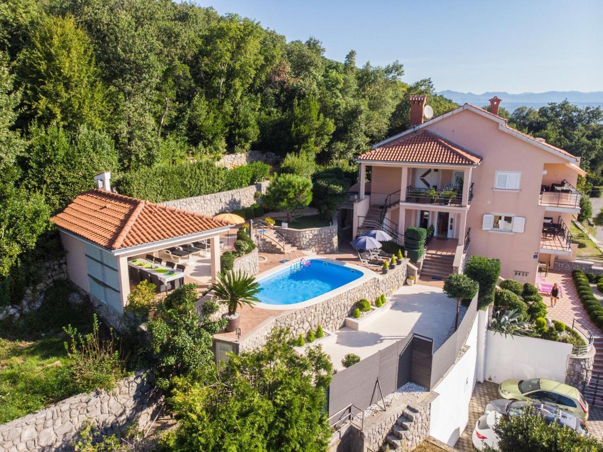 Apartments Villa Adore Ičići エクステリア 写真